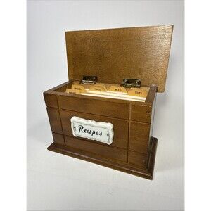 Vtg Giftco Wood Recipe Box Farm House Style With Empty Cards K3